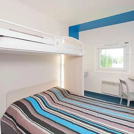 Fyl Good Ex Hotelf1 Cherbourg Hotel