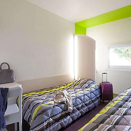 Fyl Good Ex Hotelf1 Cherbourg Hotel 3*