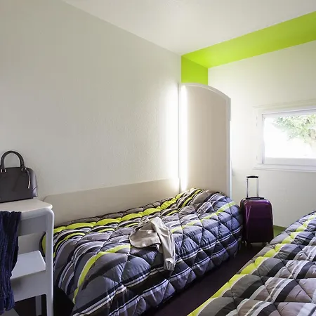 Fyl Good Ex Hotelf1 Cherbourg Hotel 3*