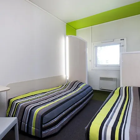 Fyl Good Ex Hotelf1 Cherbourg Hotel