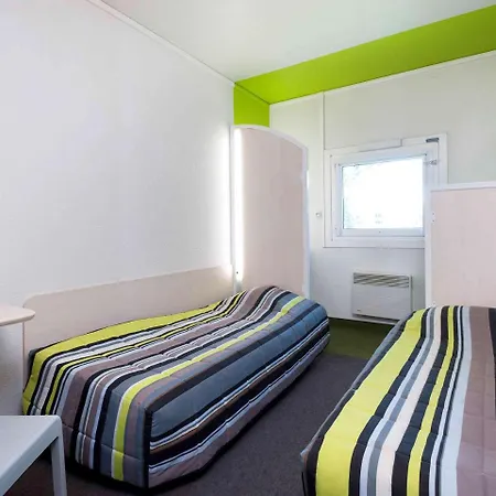 Fyl Good Ex Hotelf1 Cherbourg Hotel 3*