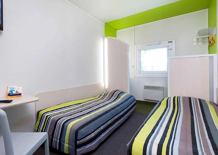 Fyl Good Ex Hotelf1 Cherbourg Hotel 3*